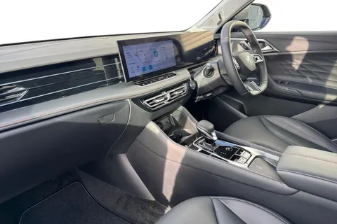 DY25YJS MG Mg Hs 1.5 T-GDI 24.7kWh Trophy Auto Euro 6 (s/s) 5dr Thumbnail #16