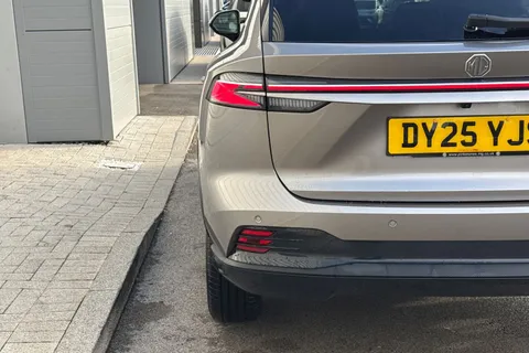 DY25YJS MG Mg Hs 1.5 T-GDI 24.7kWh Trophy Auto Euro 6 (s/s) 5dr Thumbnail #29