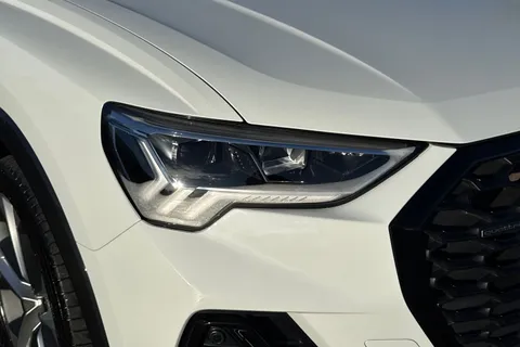 KE22OVL Audi Q3 Black Edition 40 TFSI quattro 190 PS S tronic Thumbnail #8