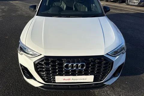 KE22OVL Audi Q3 Black Edition 40 TFSI quattro 190 PS S tronic Thumbnail #26