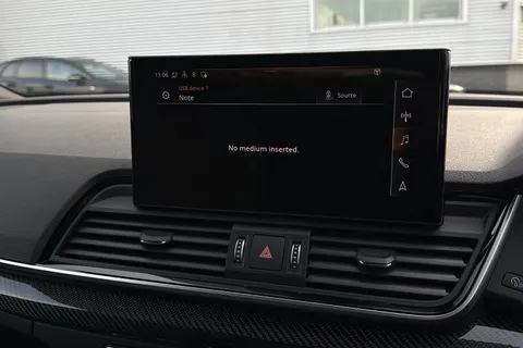 DT73ZGY Audi Q5 Black Edition 40 TDI quattro 204 PS S tronic Thumbnail #42