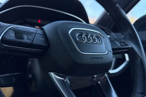 KE22OVL Audi Q3 Black Edition 40 TFSI quattro 190 PS S tronic Thumbnail #51