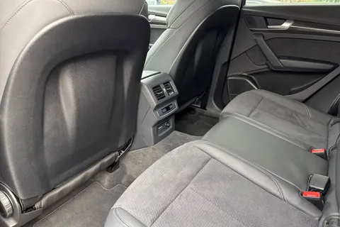 DT73ZGY Audi Q5 Black Edition 40 TDI quattro 204 PS S tronic Thumbnail #51