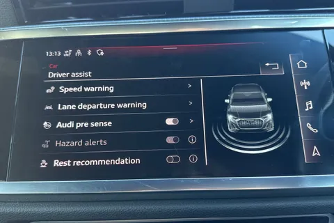 KE22OVL Audi Q3 Black Edition 40 TFSI quattro 190 PS S tronic Thumbnail #60