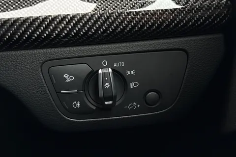 DT73ZGY Audi Q5 Black Edition 40 TDI quattro 204 PS S tronic Thumbnail #56