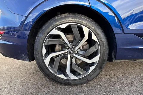 10 of 64 for Audi e-tron 50 Black Edition Sportback Auto quattro 5dr 71.2kWh (11kW Charger)