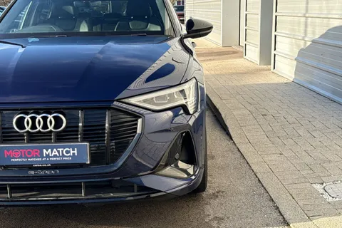 26 of 64 for Audi e-tron 50 Black Edition Sportback Auto quattro 5dr 71.2kWh (11kW Charger)