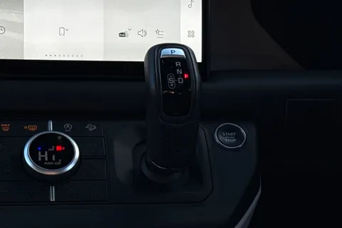 KW74WLZ Land Rover Defender 130 3.0 D350 X-Dynamic HSE 5dr Thumbnail #15