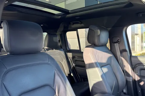 KW74WLZ Land Rover Defender 130 3.0 D350 X-Dynamic HSE 5dr Thumbnail #23