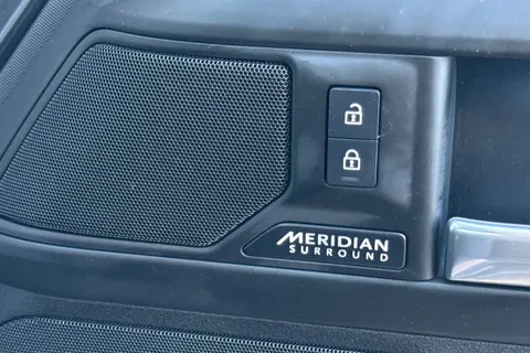 KW74WLZ Land Rover Defender 130 3.0 D350 X-Dynamic HSE 5dr Thumbnail #26