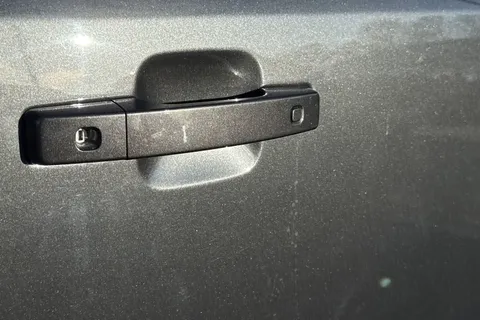 KW74WLZ Land Rover Defender 130 3.0 D350 X-Dynamic HSE 5dr Thumbnail #31