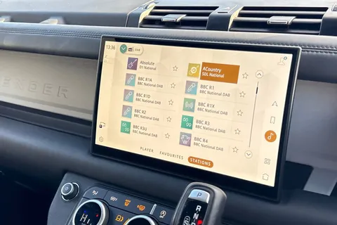 KW74WLZ Land Rover Defender 130 3.0 D350 X-Dynamic HSE 5dr Thumbnail #42