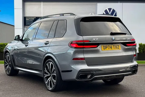 DP74TXZ BMW X7 3.0 40d MHT M Sport SUV 5dr Diesel Hybrid Auto xDrive Euro 6 (s/s) (352 ps) Thumbnail #3