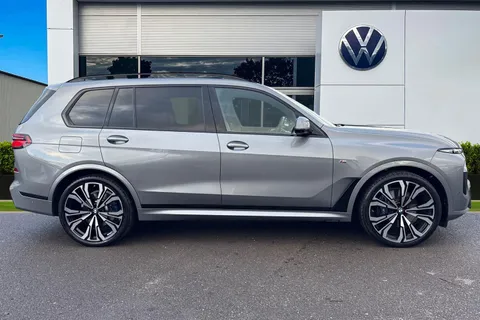 DP74TXZ BMW X7 3.0 40d MHT M Sport SUV 5dr Diesel Hybrid Auto xDrive Euro 6 (s/s) (352 ps) Thumbnail #4