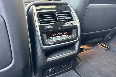 DP74TXZ BMW X7 3.0 40d MHT M Sport SUV 5dr Diesel Hybrid Auto xDrive Euro 6 (s/s) (352 ps) Thumbnail #43