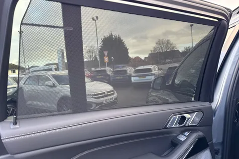 DP74TXZ BMW X7 3.0 40d MHT M Sport SUV 5dr Diesel Hybrid Auto xDrive Euro 6 (s/s) (352 ps) Thumbnail #45