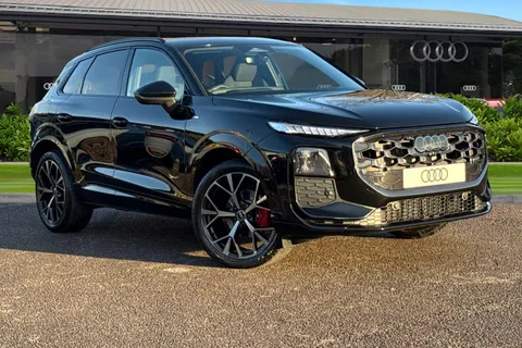 Audi Q3 1.5 TFSI Edition 1 S Tronic Euro 6 (s/s) 5dr Thumbnail #2