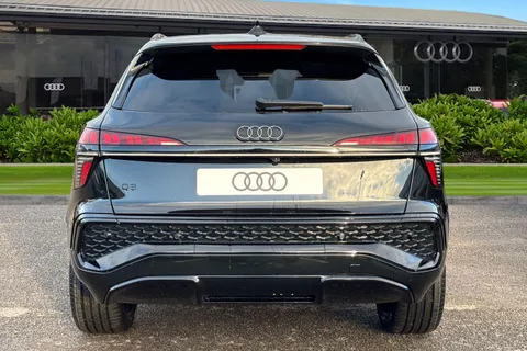 Audi Q3 1.5 TFSI Edition 1 S Tronic Euro 6 (s/s) 5dr Thumbnail #5