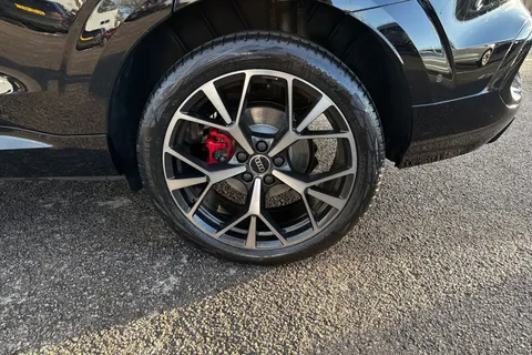 Audi Q3 1.5 TFSI Edition 1 S Tronic Euro 6 (s/s) 5dr Thumbnail #13