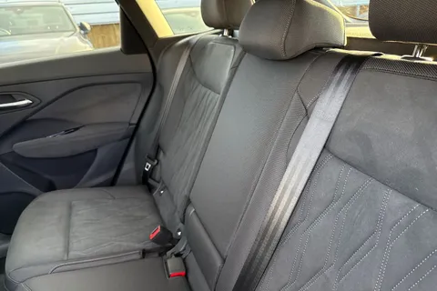 Audi Q3 1.5 TFSI Edition 1 S Tronic Euro 6 (s/s) 5dr Thumbnail #19