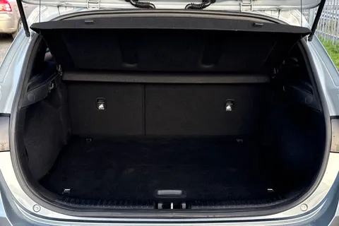 FG69UUL Kia Ceed 1.4 T-GDi GT-Line Lunar Edition Euro 6 (s/s) 5dr Thumbnail #7