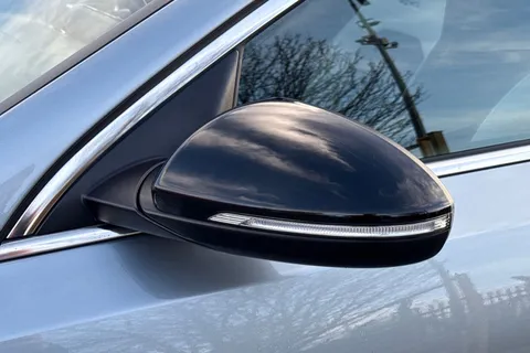 FG69UUL Kia Ceed 1.4 T-GDi GT-Line Lunar Edition Euro 6 (s/s) 5dr Thumbnail #32