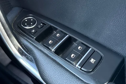 FG69UUL Kia Ceed 1.4 T-GDi GT-Line Lunar Edition Euro 6 (s/s) 5dr Thumbnail #36