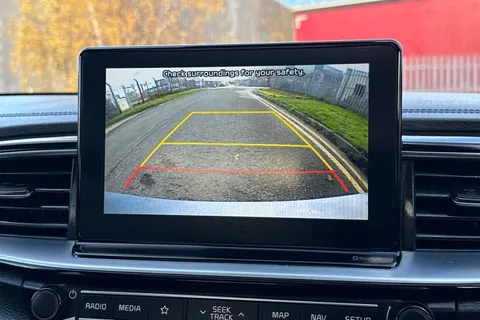 FG69UUL Kia Ceed 1.4 T-GDi GT-Line Lunar Edition Euro 6 (s/s) 5dr Thumbnail #40