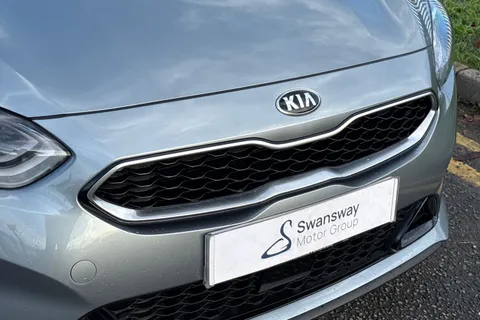 FG69UUL Kia Ceed 1.4 T-GDi GT-Line Lunar Edition Euro 6 (s/s) 5dr Thumbnail #42