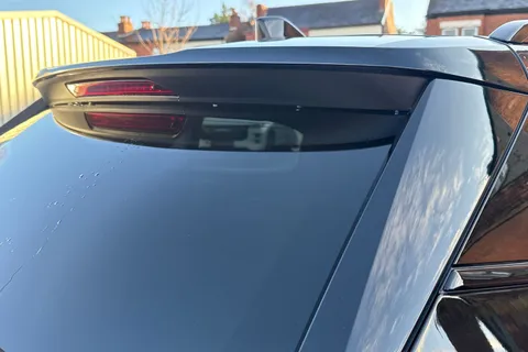 LO24JYK PEUGEOT 2008 1.2 PureTech GT EAT Euro 6 (s/s) 5dr Thumbnail #29