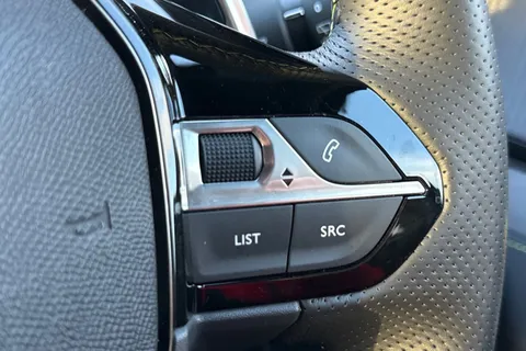 LO24JYK PEUGEOT 2008 1.2 PureTech GT EAT Euro 6 (s/s) 5dr Thumbnail #42