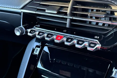 LO24JYK PEUGEOT 2008 1.2 PureTech GT EAT Euro 6 (s/s) 5dr Thumbnail #45