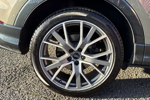 DC69RYB Audi Q3 40 TFSI Quattro Vorsprung 5dr S Tronic Thumbnail #11