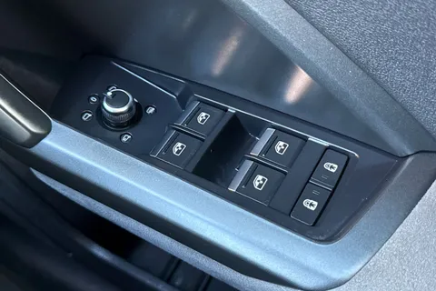 DC69RYB Audi Q3 40 TFSI Quattro Vorsprung 5dr S Tronic Thumbnail #39