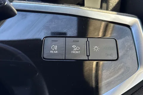 DC69RYB Audi Q3 40 TFSI Quattro Vorsprung 5dr S Tronic Thumbnail #40