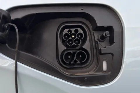 DE25ZJK Volkswagen Golf 1.5 TSI 204 Style eHybrid 5dr DSG Thumbnail #27