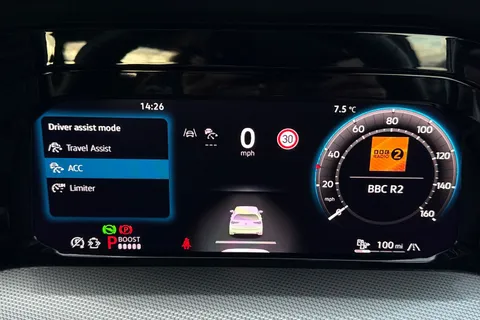 DE25ZJK Volkswagen Golf 1.5 TSI 204 Style eHybrid 5dr DSG Thumbnail #38