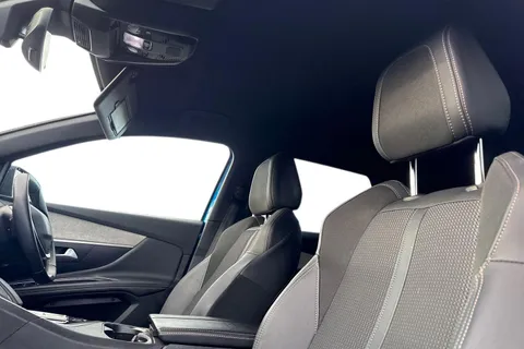 SL72YCZ PEUGEOT 3008 1.6 13.2kWh GT SUV 5dr Petrol Plug-in Hybrid e-EAT 4WD Euro 6 (s/s) (300 ps) Thumbnail #12