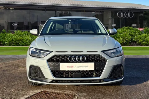 PJ73YHW Audi A1 Sport 25 TFSI  95 PS 5-speed Thumbnail #6