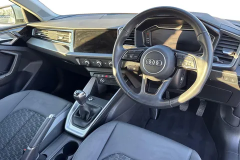 PJ73YHW Audi A1 Sport 25 TFSI  95 PS 5-speed Thumbnail #14