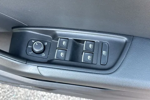 PJ73YHW Audi A1 Sport 25 TFSI  95 PS 5-speed Thumbnail #21