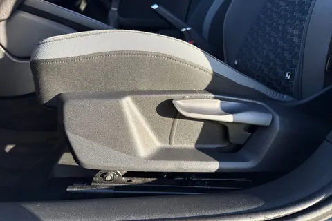 PJ73YHW Audi A1 Sport 25 TFSI  95 PS 5-speed Thumbnail #36