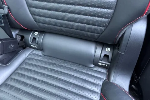 36 of 61 for Land Rover Discovery Sport 2.0 D240 MHEV R-Dynamic HSE Auto 4WD Euro 6 (s/s) 5dr