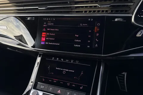 VE24SZL Audi SQ7 SUV  Black Edition TFSI  507 PS tiptronic Thumbnail #39