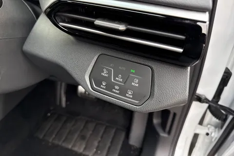  Volkswagen ID.5 Pro 77kWh Match Auto 5dr Thumbnail #31