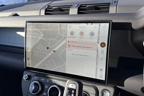 12 of 41 for Land Rover Defender 90 3.0 D250 Hard Top S