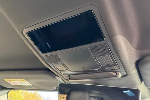 24 of 41 for Land Rover Defender 90 3.0 D250 Hard Top S