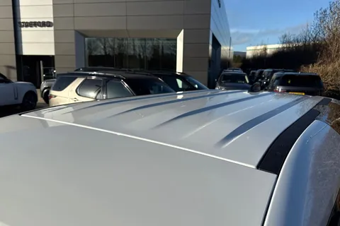 32 of 41 for Land Rover Defender 90 3.0 D250 Hard Top S