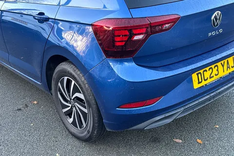 DC23YAJ Volkswagen Polo 1.0 TSI Life 5dr | App Connect | Parking Sensors Thumbnail #9