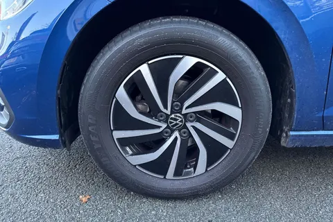 DC23YAJ Volkswagen Polo 1.0 TSI Life 5dr | App Connect | Parking Sensors Thumbnail #14